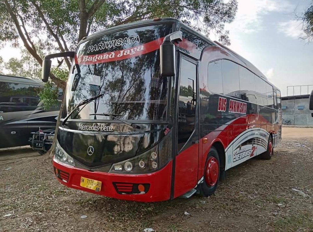 sewa bus pariwisata batam6